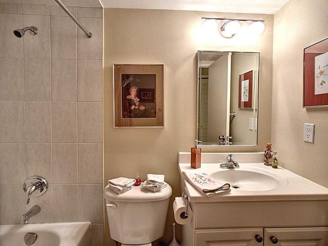 612 - 50 Baif Blvd, Condo with 2 bedrooms, 2 bathrooms and 2 parking in Richmond Hill ON | Image 4