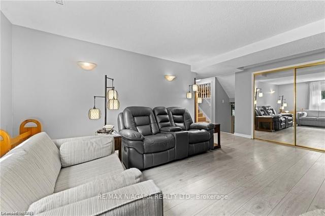 6157 Monterey Ave, House detached with 3 bedrooms, 2 bathrooms and 2 parking in Niagara Falls ON | Image 13