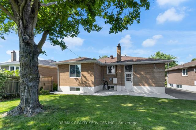 43 Kimbark Dr, House detached with 3 bedrooms, 2 bathrooms and 5 parking in Brampton ON | Image 26