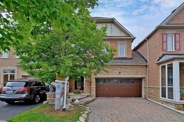 26 Windmill Crt, House attached with 3 bedrooms, 4 bathrooms and 4 parking in Richmond Hill ON | Image 1