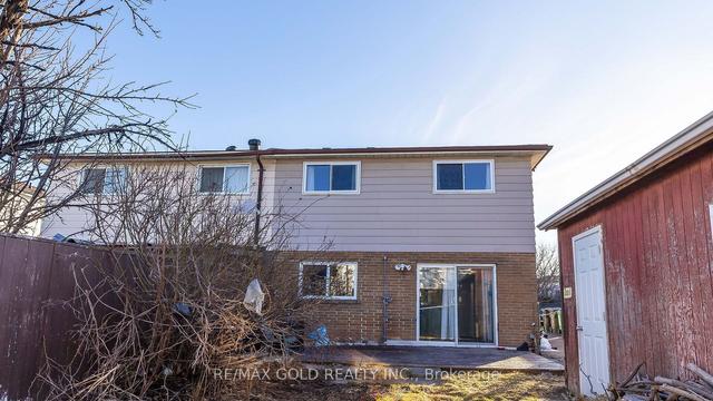 7507 Catalpa Rd, House semidetached with 3 bedrooms, 2 bathrooms and 6 parking in Mississauga ON | Image 33
