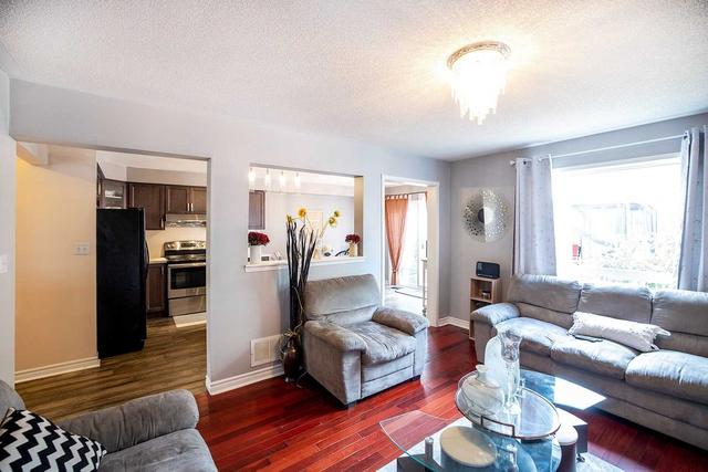 1343 Ashgrove Cres, House detached with 3 bedrooms, 3 bathrooms and 4 parking in Oshawa ON | Image 8