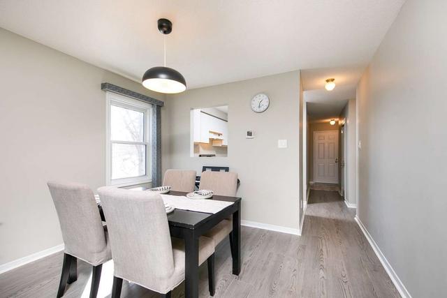 32 - 115 Main St S, Townhouse with 2 bedrooms, 2 bathrooms and 1 parking in Newmarket ON | Image 9