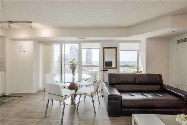 2802 - 255 Village Green Sq, Condo with 2 bedrooms, 2 bathrooms and 1 parking in Toronto ON | Image 6