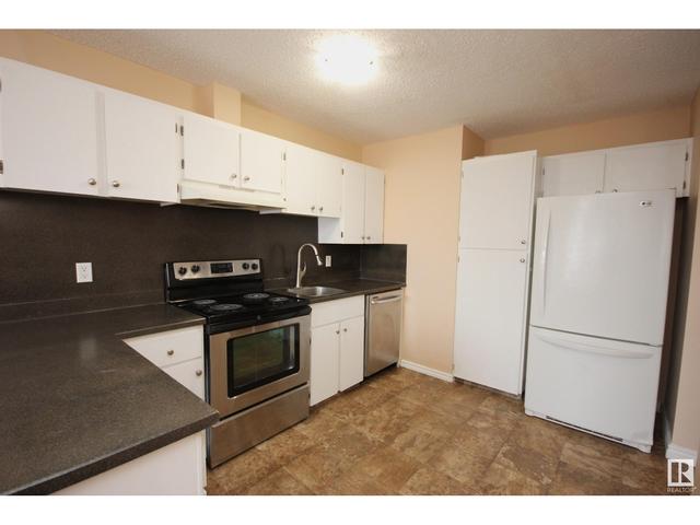 221 - 95 Mckenney Av, Condo with 2 bedrooms, 1 bathrooms and null parking in St. Albert AB | Image 12