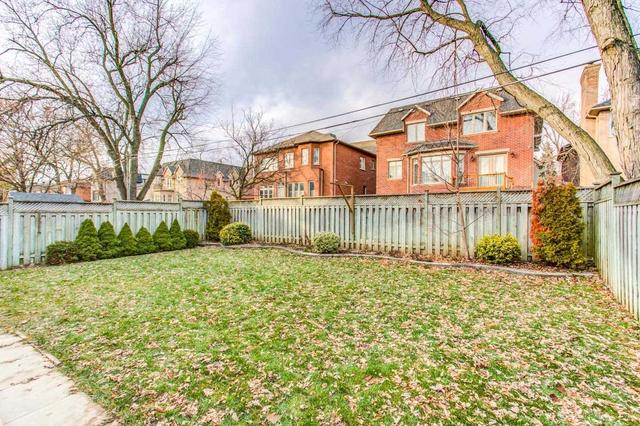 286 Kingsdale Ave, House detached with 4 bedrooms, 5 bathrooms and 6 parking in Toronto ON | Image 20