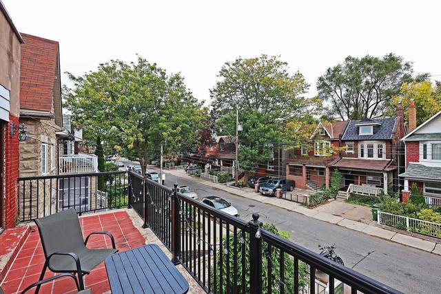 546 St Clarens Ave, House detached with 6 bedrooms, 3 bathrooms and 2 parking in Toronto ON | Image 11