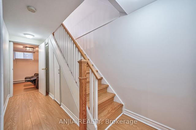32 Thorny Vineway, Townhouse with 3 bedrooms, 3 bathrooms and 1 parking in Toronto ON | Image 26