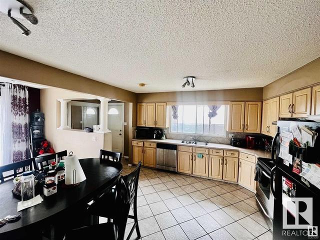 11441 162a Av Nw, House detached with 4 bedrooms, 2 bathrooms and 4 parking in Edmonton AB | Image 8