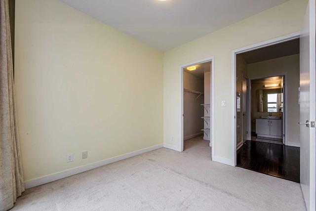 5211 - 12 York St, Condo with 1 bedrooms, 1 bathrooms and 1 parking in Toronto ON | Image 8