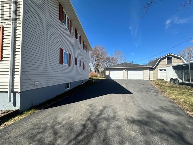 7 Hill Road, House detached with 5 bedrooms, 3 bathrooms and null parking in Grand Falls-Windsor NL | Image 3