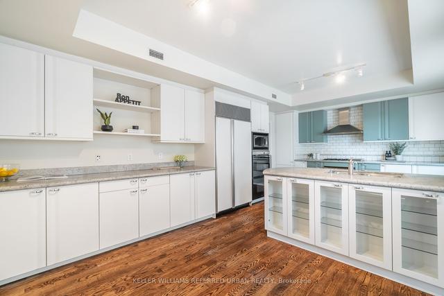 800 - 38 Avenue Rd, Condo with 3 bedrooms, 4 bathrooms and 2 parking in Toronto ON | Image 4