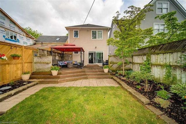 42.5 Canal St, House detached with 2 bedrooms, 4 bathrooms and 2 parking in St. Catharines ON | Image 19