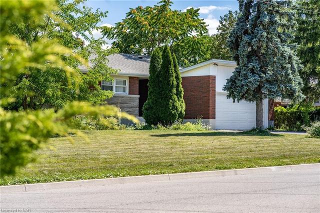 77 Riverview Boulevard, House detached with 4 bedrooms, 2 bathrooms and 6 parking in St. Catharines ON | Image 14