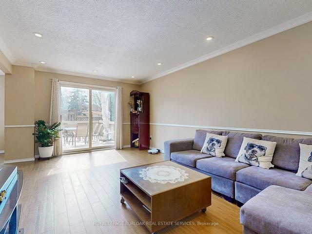 341 Celtic Dr, House detached with 3 bedrooms, 4 bathrooms and 4 parking in Hamilton ON | Image 34