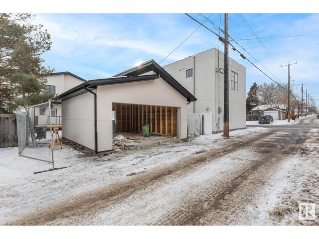 9756 83 Av Nw, House detached with 4 bedrooms, 3 bathrooms and null parking in Edmonton AB | Image 47