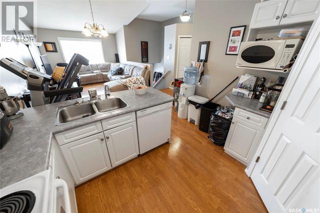 4764 Marigold Drive, House attached with 2 bedrooms, 2 bathrooms and null parking in Regina SK | Image 10