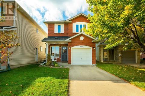 1567 Afton Court, House detached with 3 bedrooms, 2 bathrooms and null parking in Sarnia ON | Card Image