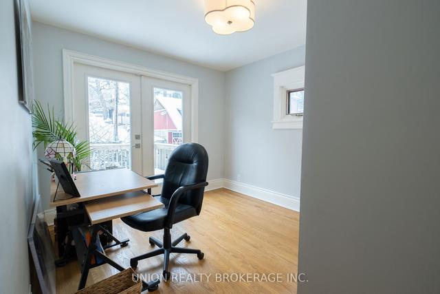 16 Cedar Ave, House semidetached with 4 bedrooms, 2 bathrooms and 1 parking in Toronto ON | Image 9