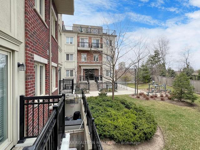 231 - 15 Coneflower Cres E, Townhouse with 2 bedrooms, 1 bathrooms and 1 parking in Toronto ON | Image 23