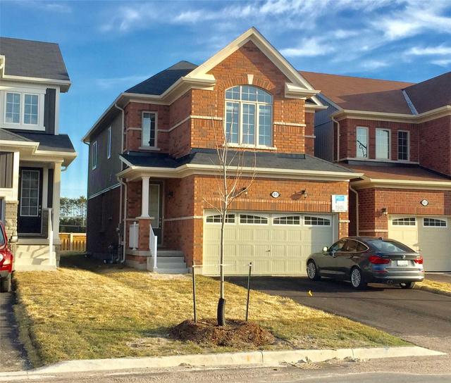 81 Wagner Cres, House detached with 3 bedrooms, 3 bathrooms and 4 parking in Essa ON | Image 1