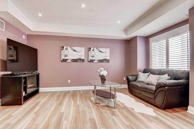 246 - 318 John St, Townhouse with 2 bedrooms, 3 bathrooms and 1 parking in Markham ON | Image 5