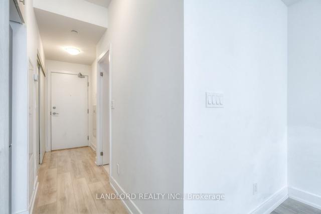603 - 150 Fairview Mall Dr, Condo with 0 bedrooms, 1 bathrooms and 1 parking in Toronto ON | Image 4