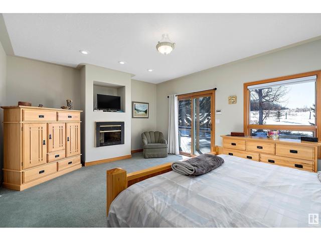 248 Lakeshore Dr, House detached with 5 bedrooms, 4 bathrooms and null parking in Grandview AB | Image 28