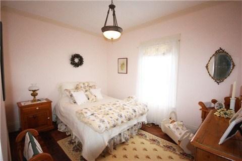 19 Mill St, House detached with 4 bedrooms, 3 bathrooms and 2 parking in Deseronto ON | Image 17