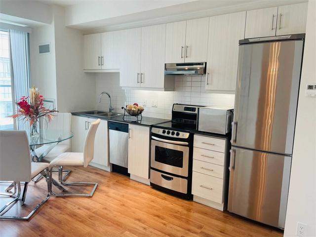 1703 - 68 Canterbury Pl, Condo with 1 bedrooms, 1 bathrooms and 1 parking in Toronto ON | Image 28