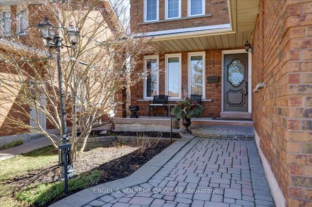2120 Wincanton Cres, House detached with 4 bedrooms, 4 bathrooms and 4 parking in Mississauga ON | Image 23