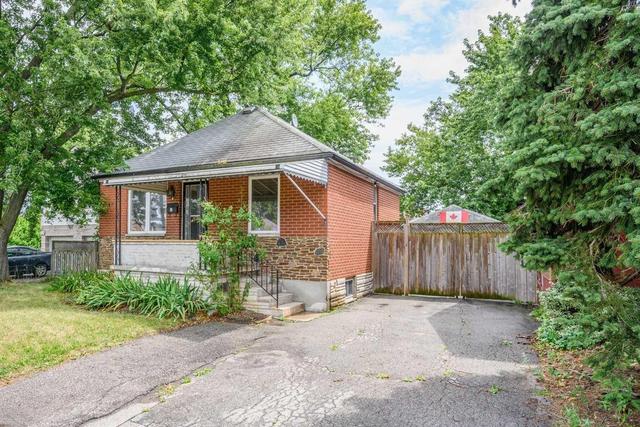874 Atwater Ave, House detached with 3 bedrooms, 2 bathrooms and 5 parking in Mississauga ON | Image 1
