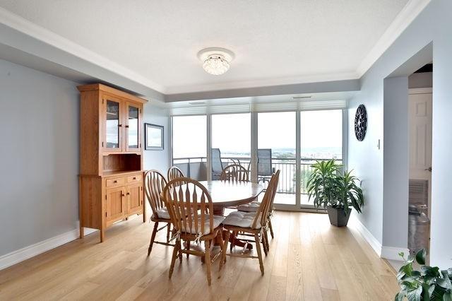 1605 - 500 Green Rd, Condo with 3 bedrooms, 2 bathrooms and 1 parking in Hamilton ON | Image 9