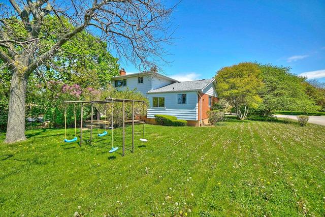 7 Garrison Village Dr, House detached with 3 bedrooms, 2 bathrooms and 8 parking in Niagara on the Lake ON | Image 31