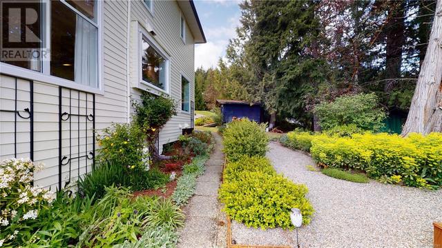 2136 Pan Dion Pl, House detached with 4 bedrooms, 4 bathrooms and 10 parking in Sooke BC | Image 48
