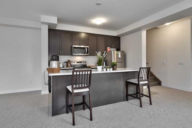 101 Mallard Tr E, Townhouse with 4 bedrooms, 4 bathrooms and 3 parking in Hamilton ON | Image 3