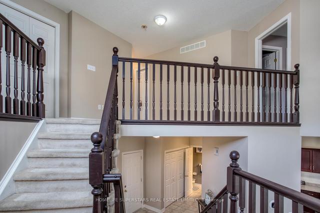 7 - 755 Willow Rd, Townhouse with 3 bedrooms, 3 bathrooms and 4 parking in Guelph ON | Image 9