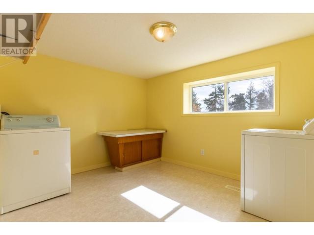 5 Marble Crt, House detached with 4 bedrooms, 1 bathrooms and null parking in Logan Lake BC | Image 22