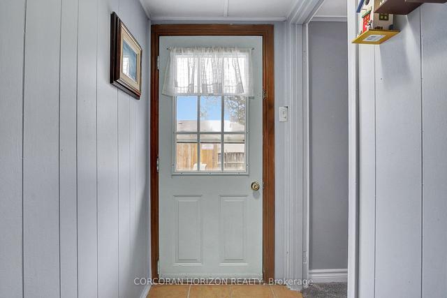 611 Garden St, House detached with 2 bedrooms, 1 bathrooms and 4 parking in Cambridge ON | Image 17