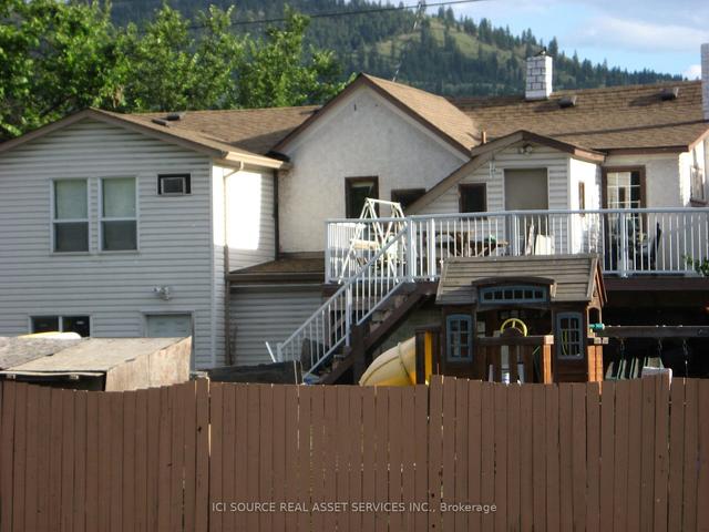 690 Lorne St, House detached with 4 bedrooms, 2 bathrooms and 4 parking in Kamloops BC | Image 1