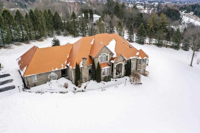 7 Walton Dr, House detached with 5 bedrooms, 5 bathrooms and 13 parking in Caledon ON | Image 1