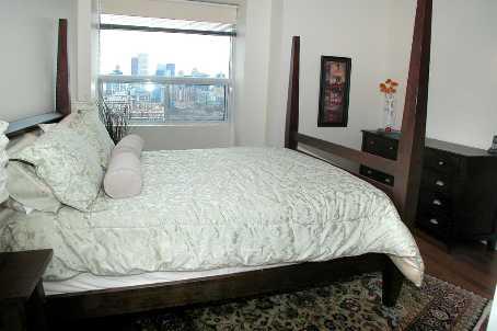 lph10 - 700 King St W, Condo with 2 bedrooms, 2 bathrooms and 1 parking in Toronto ON | Image 6