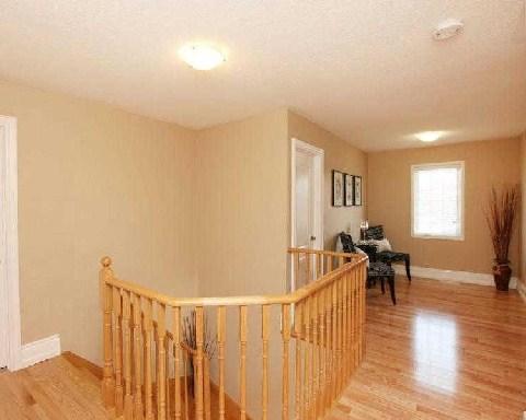 8 Thornbush Blvd, House detached with 3 bedrooms, 4 bathrooms and 2 parking in Brampton ON | Image 15