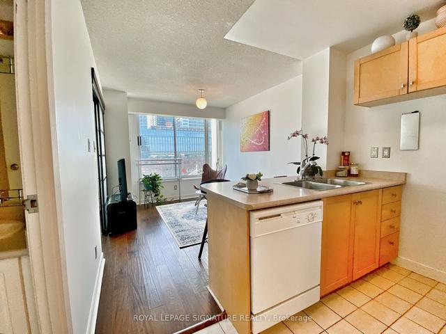 901 - 650 Queens Quay W, Condo with 1 bedrooms, 1 bathrooms and 0 parking in Toronto ON | Image 6