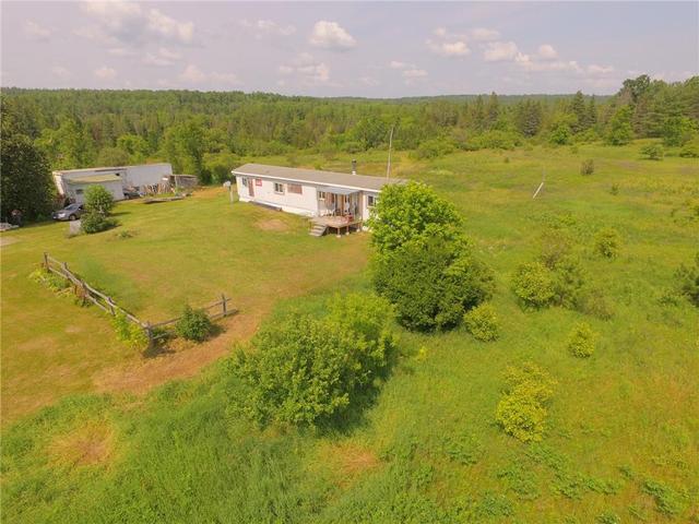3092 Scotch Bush Road, House detached with 1 bedrooms, 1 bathrooms and 8 parking in Bonnechere Valley ON | Image 1