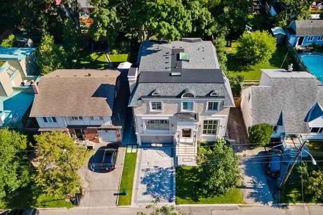 97 Burnett Ave, House detached with 4 bedrooms, 7 bathrooms and 4 parking in Toronto ON | Image 12