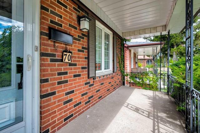 70 Amherst Ave, House detached with 1 bedrooms, 2 bathrooms and 8 parking in Toronto ON | Image 4
