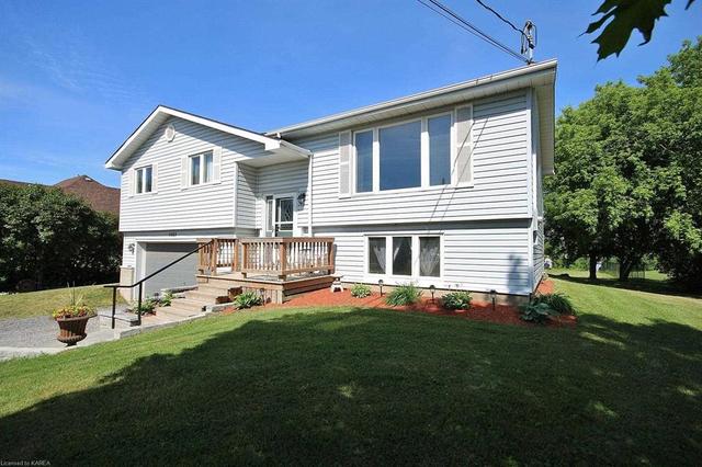 1527 Sydenham Road, House detached with 3 bedrooms, 3 bathrooms and null parking in Kingston ON | Image 2