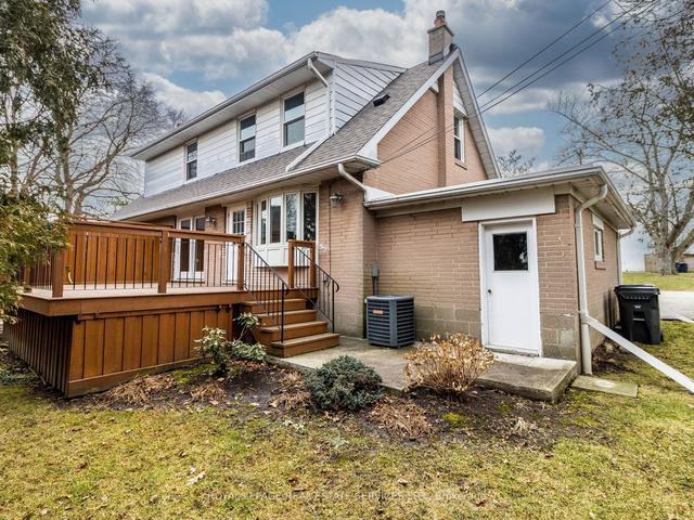 83 Ravenscrest Dr, House detached with 4 bedrooms, 6 bathrooms and 3 parking in Toronto ON | Image 29