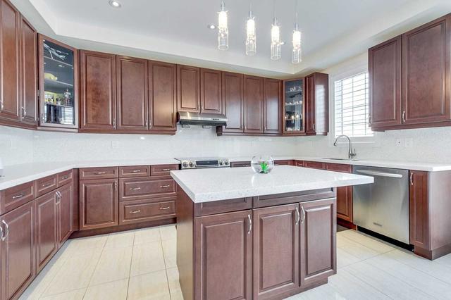3155 Velebit Park Blvd, House detached with 4 bedrooms, 4 bathrooms and 4 parking in Burlington ON | Image 10